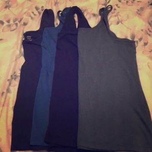 4 XXL tank tops from Old Navy